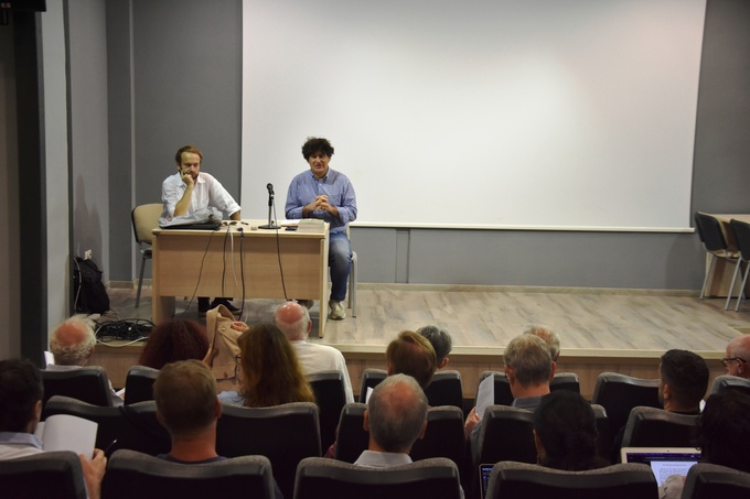 Φωτογραφία Ξεκίνησε στη Νάουσα η 15η Επιστημονική Συνάντηση της Academia Platonica Septima Monasteriensis